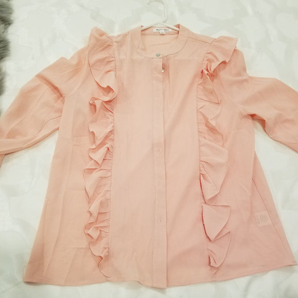 Charlotte Russe Tops - 💕 NWOT=Light Pink Button Down Shirt